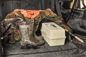 Jeep Wrangler JK Unlimited Cargo Cover - Rear - Rugged Ridge - C3 with Subwoofer - `07-`14